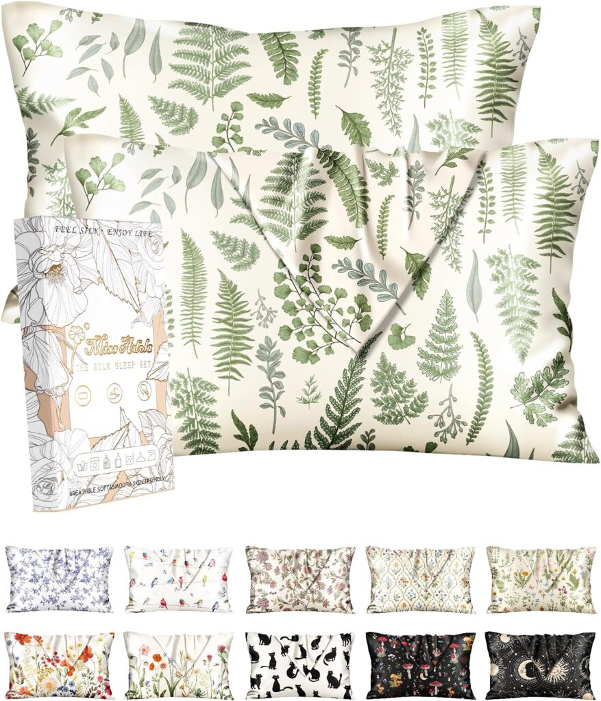 Standard-size 20x26-inch silk pillowcase with hidden zipper